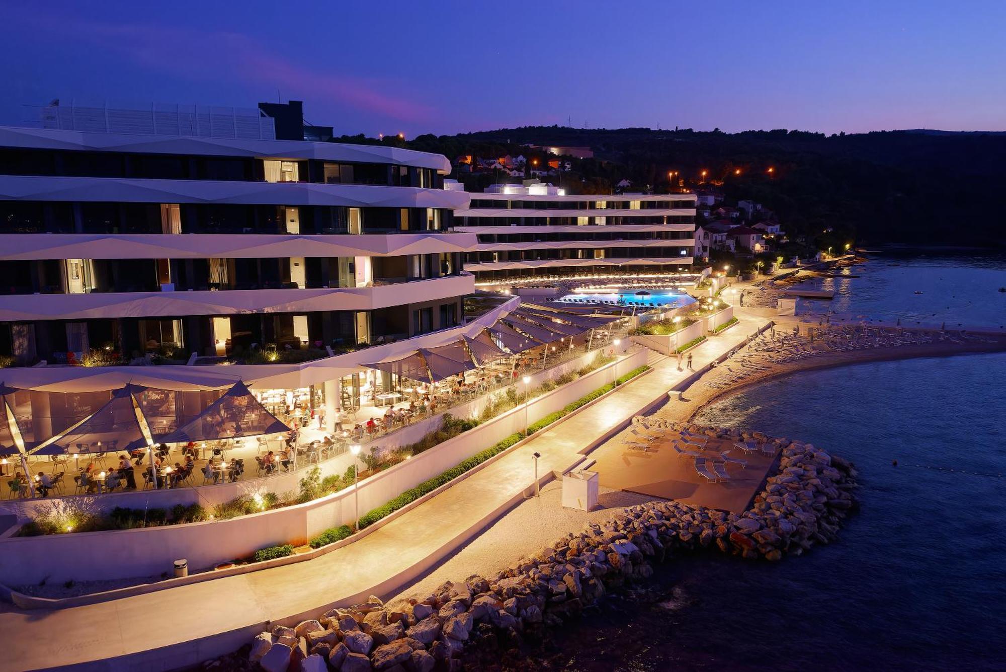 Grand Hotel View Postira Exterior photo